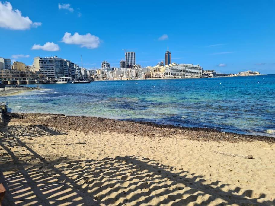 Cozy Inside.City & Beach Outside Lejlighed Sliema Eksteriør billede