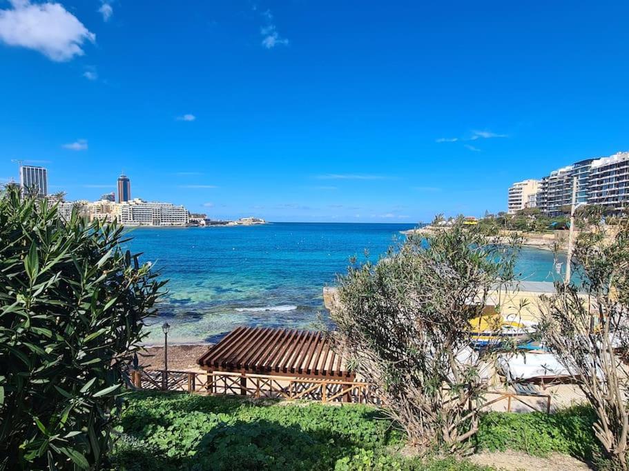 Cozy Inside.City & Beach Outside Lejlighed Sliema Eksteriør billede